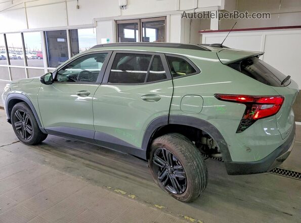 KL77LKEPXSC103111 2025 CHEVROLET TRAX Green Задня ліва чверть