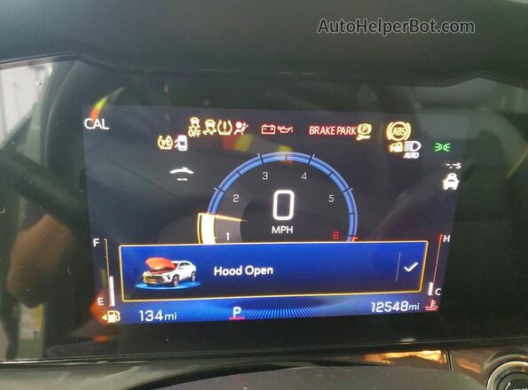 KL77LKEPXSC103111 2025 CHEVROLET TRAX Green Вид щитка приладів