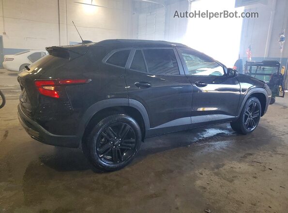 KL77LKEPXTC054607 2026 CHEVROLET TRAX Черный Задняя правая четверть