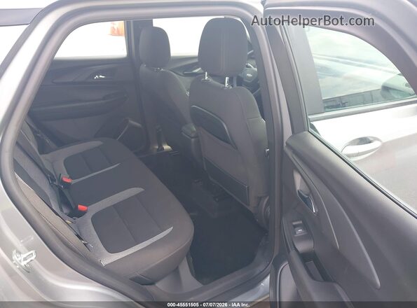 KL79MMS20PB185728 2023 CHEVROLET TRAILBLAZER Gray Widok naklejki z numerem VIN