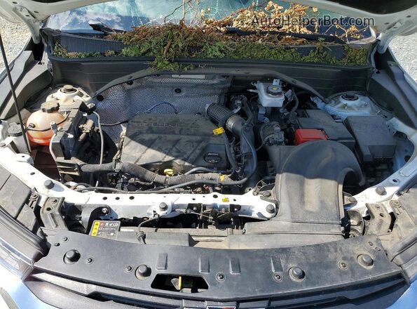 KL79MMS26NB094072 2022 CHEVROLET TRAILBLAZER White Engine compartment view