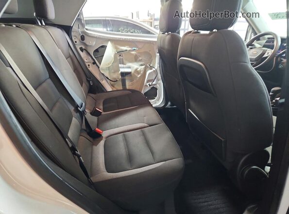 KL79MMS26RB065158 2024 CHEVROLET TRAILBLAZER White Հետևի նստատեղերի տեսք