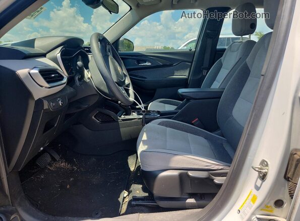 KL79MMS2XNB140082 2022 CHEVROLET TRAILBLAZER White Սալոնի դիմացի տեսք