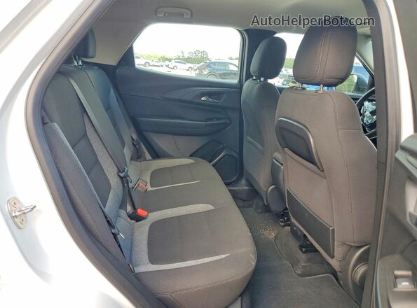KL79MMS2XPB105061 2023 CHEVROLET TRAILBLAZER White Vista interior trasera