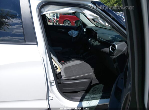 KL79MMSL0RB125394 2024 CHEVROLET TRAILBLAZER Белый Вид салона спереди