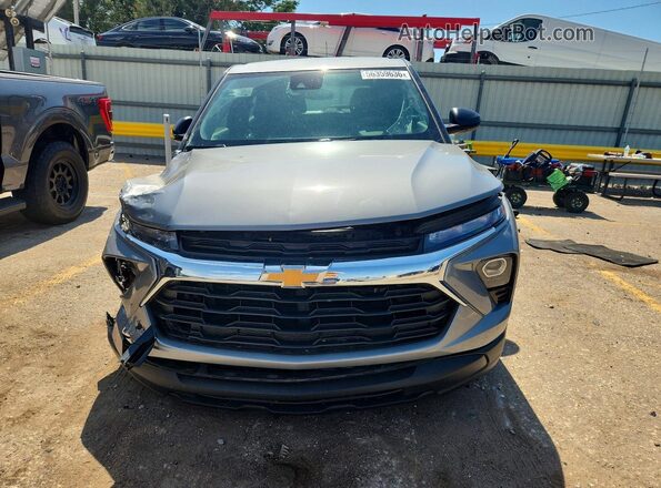KL79MMSL0TB027327 2026 CHEVROLET TRAILBLAZER Серебряный Вид спереди