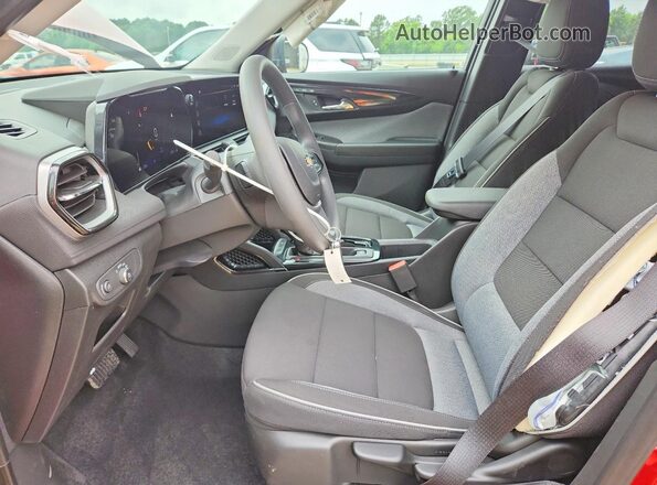 KL79MMSP8TB156211 2026 CHEVROLET TRAILBLAZER Red Սալոնի դիմացի տեսք