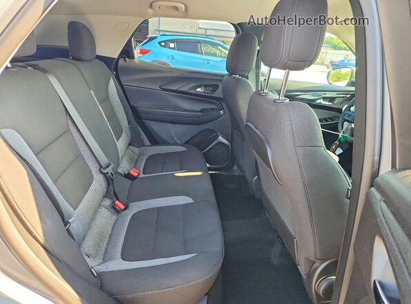 KL79MNSL5SB032656 2025 CHEVROLET TRAILBLAZER Gray Հետևի նստատեղերի տեսք