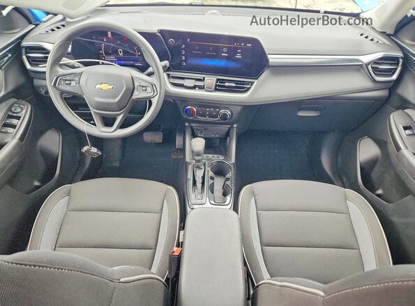 KL79MNSL6RB096036 2024 CHEVROLET TRAILBLAZER Синий Вид панели приборов