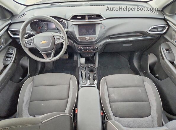 KL79MPS25PB028780 2023 CHEVROLET TRAILBLAZER Silver წინა პანელის ხედი