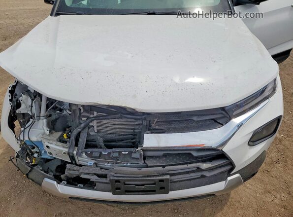 KL79MPS25PB108239 2023 CHEVROLET TRAILBLAZER White Vista del compartimento del motor