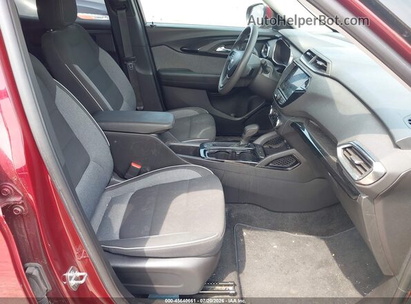 KL79MPS26NB125497 2022 CHEVROLET TRAILBLAZER Темно-бордовый Вид салона спереди