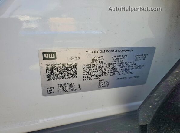 KL79MPSL1PB171380 2023 CHEVROLET TRAILBLAZER White Вид наклейки з VIN-кодом
