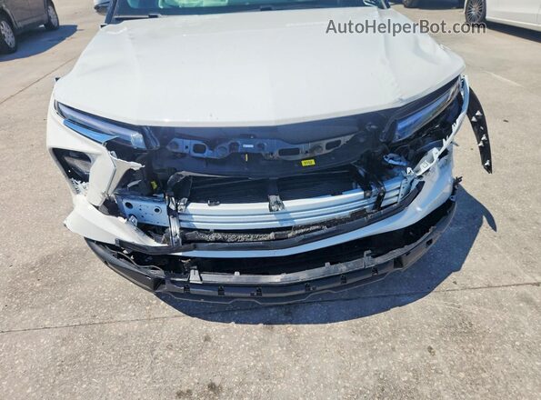 KL79MPSL1TB063139 2026 CHEVROLET TRAILBLAZER White Vista del compartimento del motor