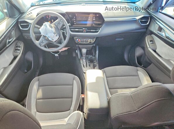 KL79MPSL1TB078207 2026 CHEVROLET TRAILBLAZER Blue Вид панелі приладів