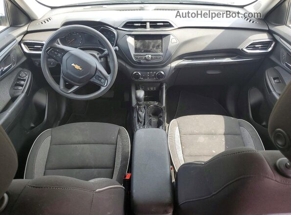 KL79MPSL2PB064631 2023 CHEVROLET TRAILBLAZER Silver წინა პანელის ხედი