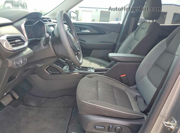 KL79MPSL2PB064631 2023 CHEVROLET TRAILBLAZER Silver წინა სალონის ხედი