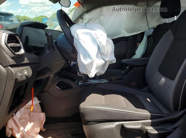 KL79MPSL3TB105570 2026 CHEVROLET TRAILBLAZER Gray Front interior view