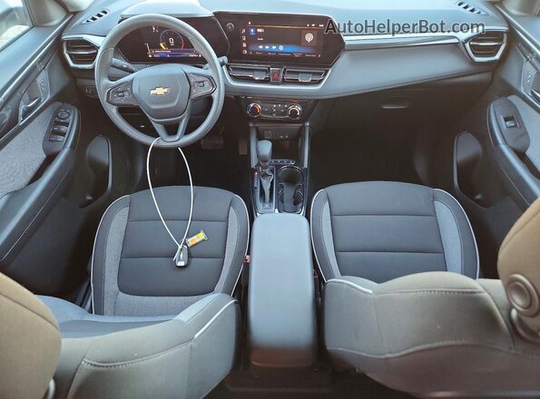 KL79MPSL4SB204025 2025 CHEVROLET TRAILBLAZER Белый Вид панели приборов
