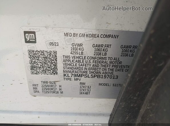 KL79MPSL5PB197013 2023 CHEVROLET TRAILBLAZER White Vista del compartimento del motor