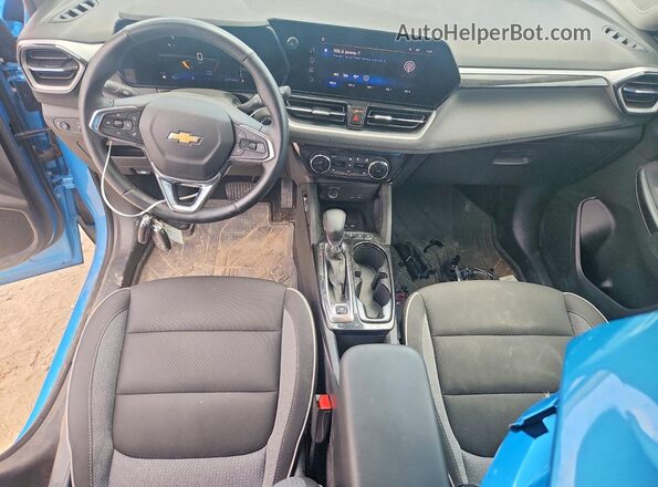 KL79MPSL8SB200950 2025 CHEVROLET TRAILBLAZER Синий Вид панели приборов