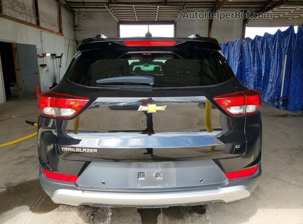 KL79MPSL9MB050821 2021 CHEVROLET TRAILBLAZER Black Widok z tyłu
