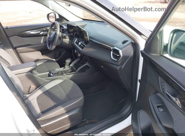 KL79MPSP7SB143403 2025 CHEVROLET TRAILBLAZER White Vista interior delantera