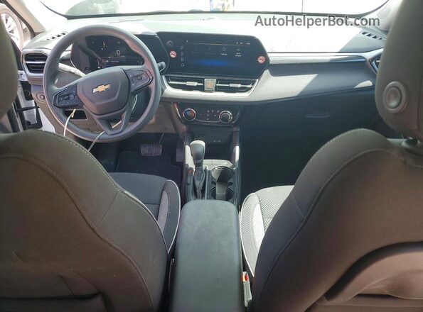 KL79MPSP8SB176734 2025 CHEVROLET TRAILBLAZER White Вид панелі приладів