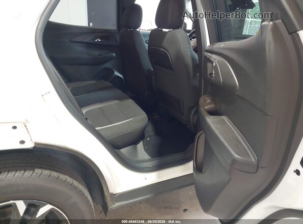 KL79MRSL0PB090253 2023 CHEVROLET TRAILBLAZER White VIN կոդի պիտակի տեսք