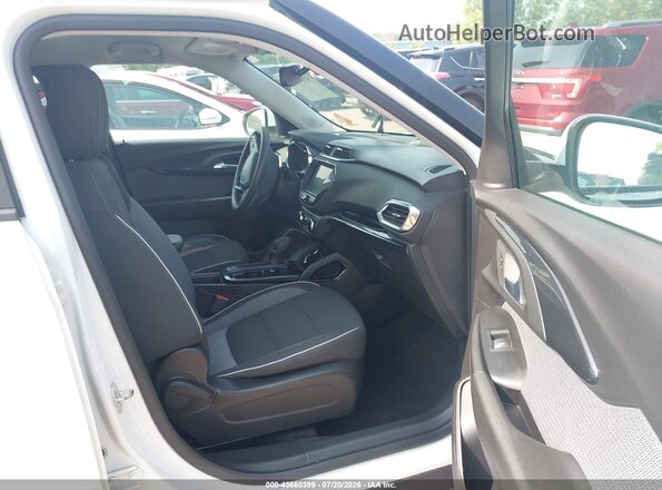 KL79MRSL0PB113675 2023 CHEVROLET TRAILBLAZER White Vista interior delantera