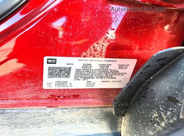 KL79MRSL1PB173500 2023 CHEVROLET TRAILBLAZER Burgundy ძრავის განყოფილების ხედი