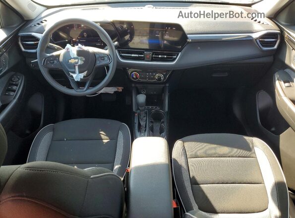 KL79MRSL2SB075617 2025 CHEVROLET TRAILBLAZER Gray წინა პანელის ხედი