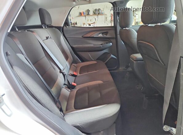 KL79MRSL3SB059703 2025 CHEVROLET TRAILBLAZER White Widok tylnych siedzeń
