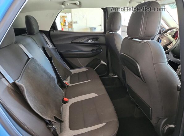 KL79MRSL5RB081020 2024 CHEVROLET TRAILBLAZER Blue Rear interior view