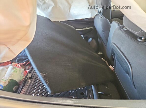 KL79MRSL9TB042079 2026 CHEVROLET TRAILBLAZER Gray Rear seats view