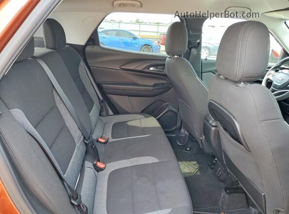 KL79MRSLXMB014891 2021 CHEVROLET TRAILBLAZER Brown Vista interior trasera