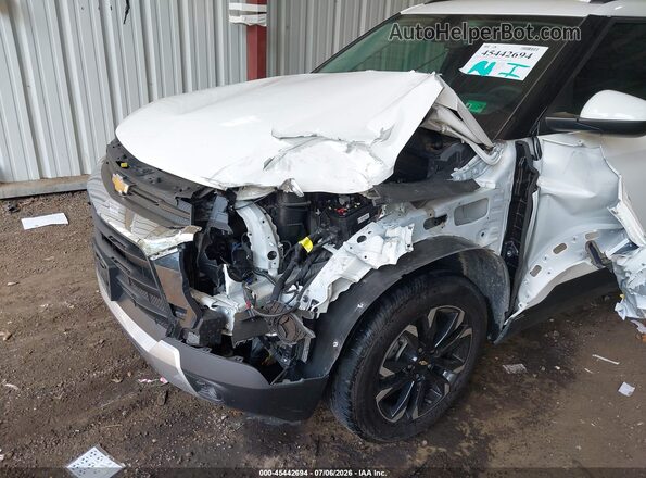 KL79MRSLXPB123534 2023 CHEVROLET TRAILBLAZER White Вид спереду