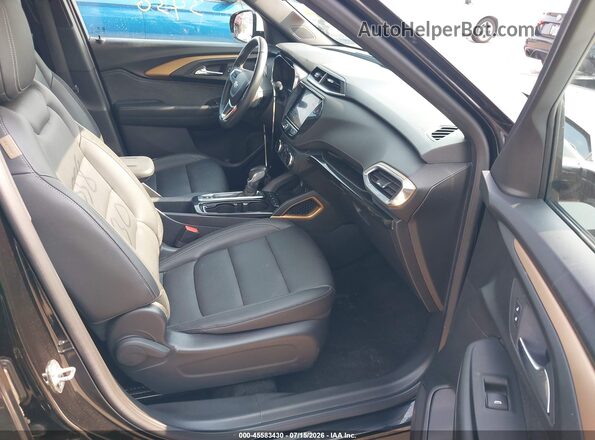KL79MSSL0PB119872 2023 CHEVROLET TRAILBLAZER Black Widok wnętrza z przodu