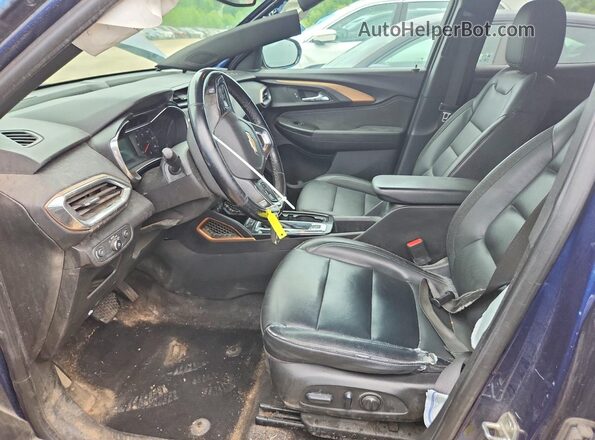 KL79MSSL1PB012586 2023 CHEVROLET TRAILBLAZER Двухцветный Вид салона спереди