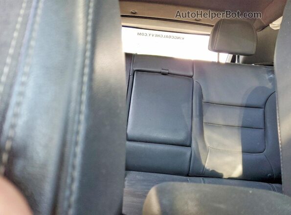 KL79MSSL1PB012586 2023 CHEVROLET TRAILBLAZER Двухцветный Вид задних сидений