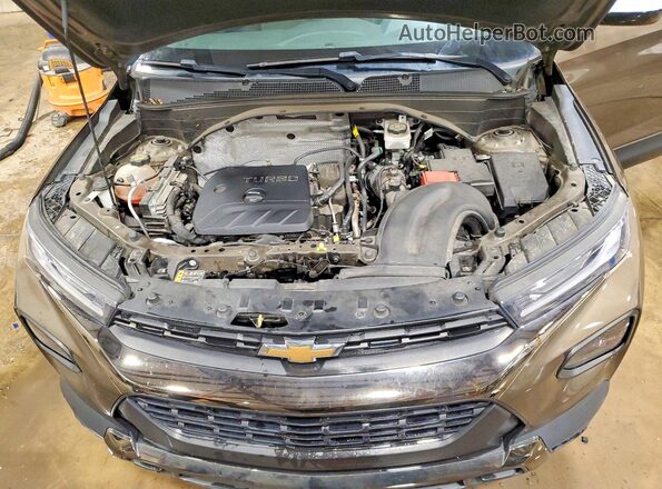 KL79MSSL5MB136601 2021 CHEVROLET TRAILBLAZER Brown Engine compartment view