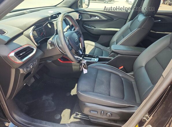 KL79MTSL1PB126383 2023 CHEVROLET TRAILBLAZER Black წინა სალონის ხედი