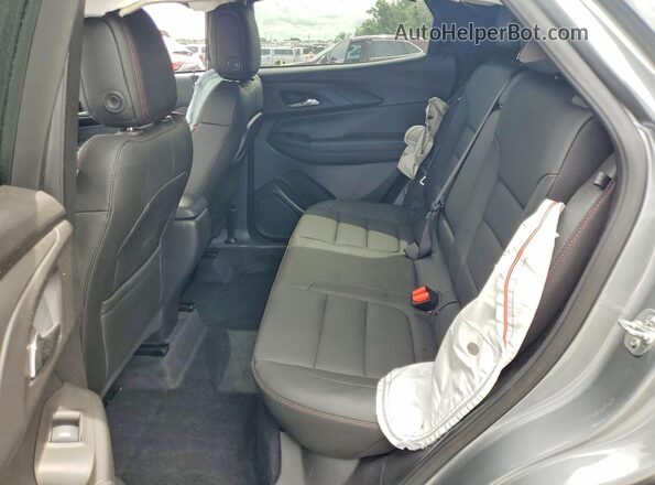 KL79MTSL1SB089800 2025 CHEVROLET TRAILBLAZER Gray Rear interior view