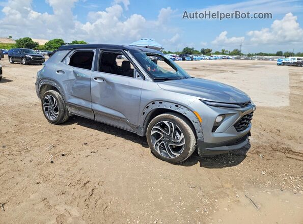 KL79MTSL1TB114311 2026 CHEVROLET TRAILBLAZER Silver Front right