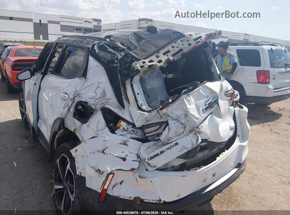 KL79MTSL2MB113864 2021 CHEVROLET TRAILBLAZER White Vista frontal