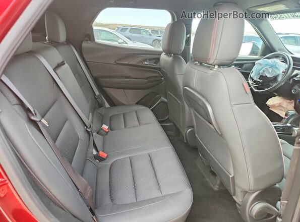 KL79MTSL2NB066210 2022 CHEVROLET TRAILBLAZER Burgundy უკანა სალონის ხედი