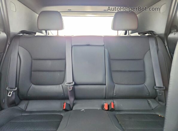 KL79MTSL2PB057719 2023 CHEVROLET TRAILBLAZER Red უკანა სავარძლების ხედი