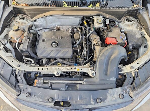 KL79MTSL3NB016304 2022 CHEVROLET TRAILBLAZER White Vista interior trasera