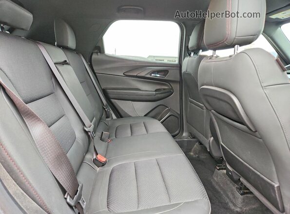 KL79MTSL4NB042099 2022 CHEVROLET TRAILBLAZER Black Rear interior view