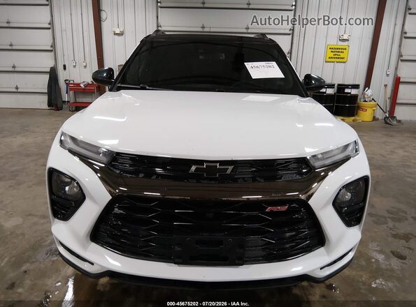 KL79MTSL4PB109433 2023 CHEVROLET TRAILBLAZER White Vista frontal